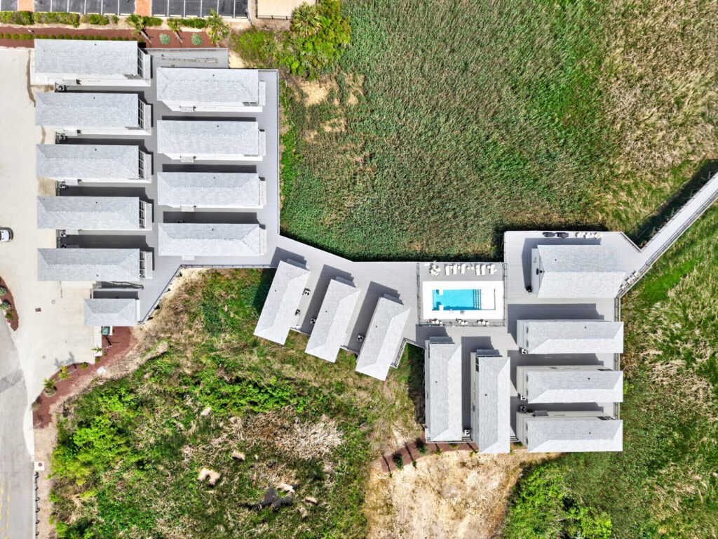 Aerial view of Winyah Bay Club townhomes and courtyard pool