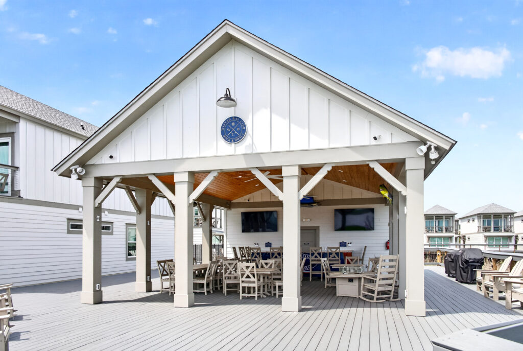Winyah Bay Club covered pavilion with TVs and outdoor seating