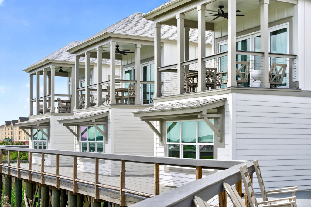 Winyah Bay Club townhome balconies with screened porches
