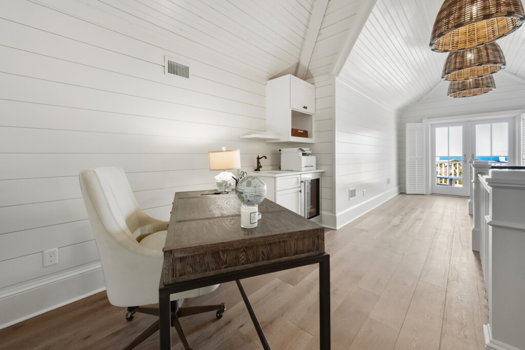 DeBordieu bedroom sitting area with chair and desk