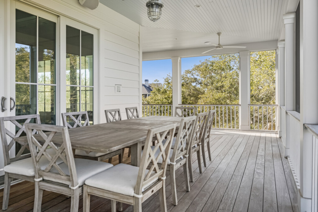 DeBordieu porch dining table with six chairs